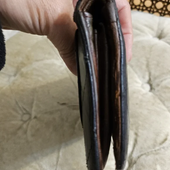 Authentic Chanel long wallet - Picture 9 of 10